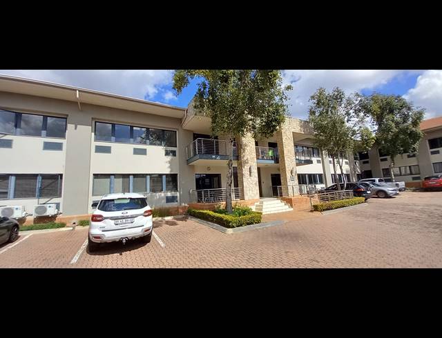 216M² OFFICE TO LET IN RIVONIA